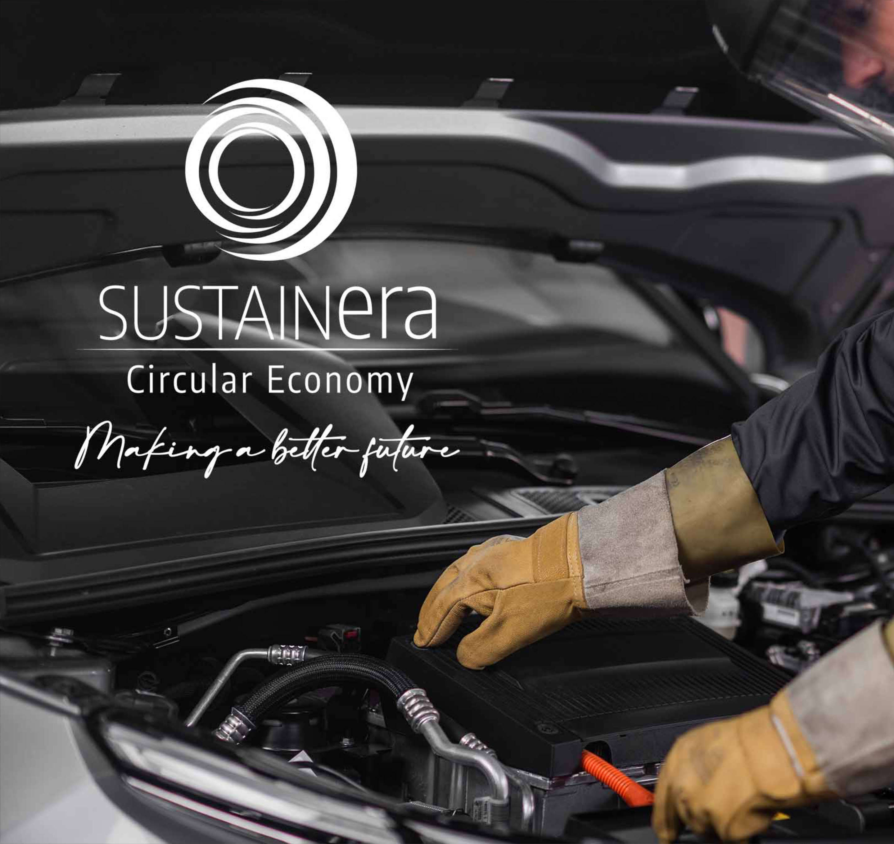 Майстер працює під капотом